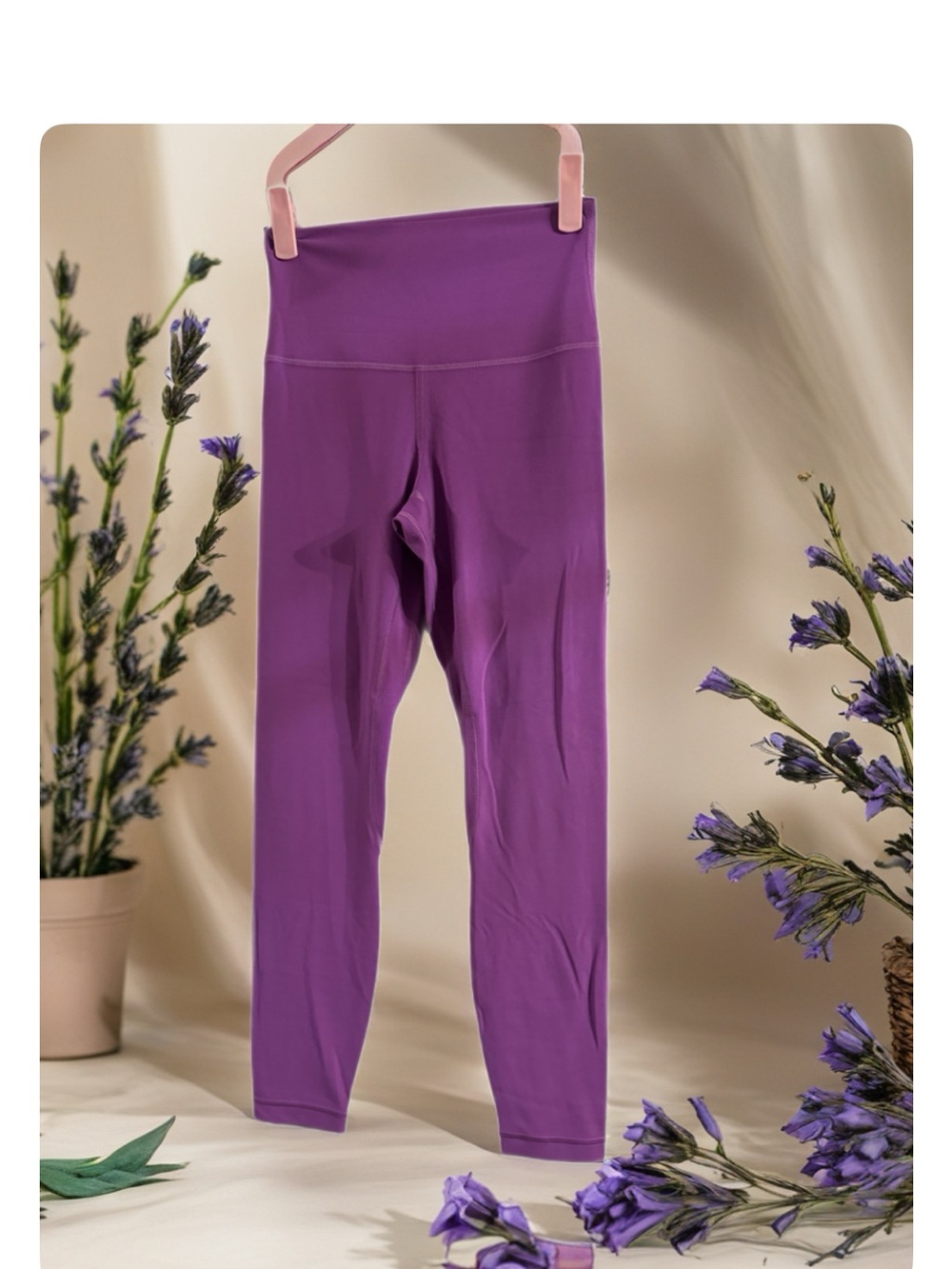 Lululemon High-Rise Purple Women's Leggings — Sleek Everyday Comfort